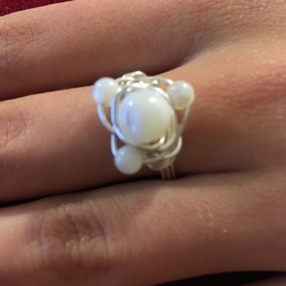 Jewelry - New MOP wire wrapped ring.